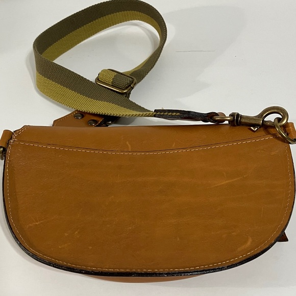 Sundance Belt Bag. Tan Leather with Green Stripe Hip Belt. Made in Italy. - Picture 9 of 12